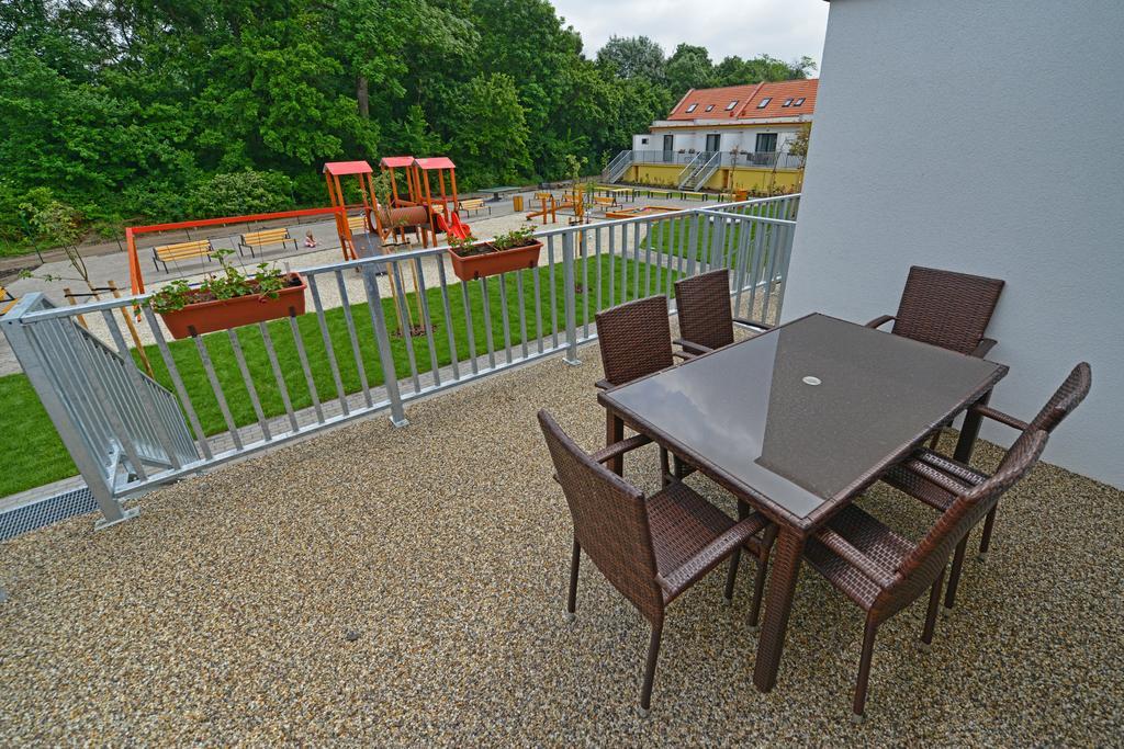 Apartmany Belveder Хлоховец Екстериор снимка